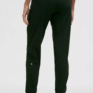 Size 4 Adapted State High-Rise Jogger LULULEMON NWT